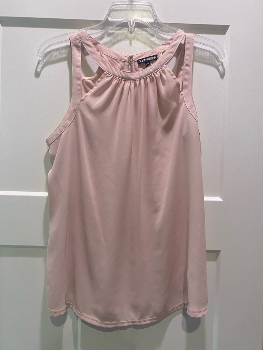 Express‎ Sleeveless Blouse